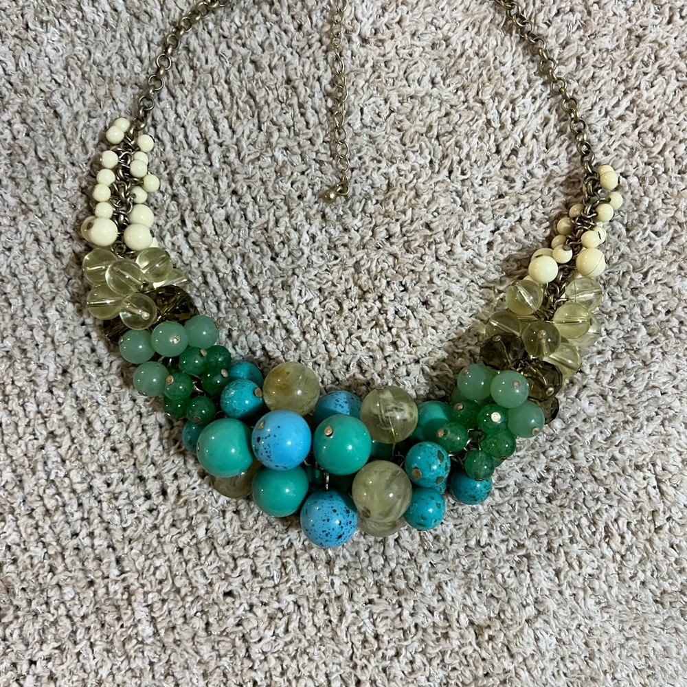 Elegant Matte Gold Beaded Necklace in Green and Blue
